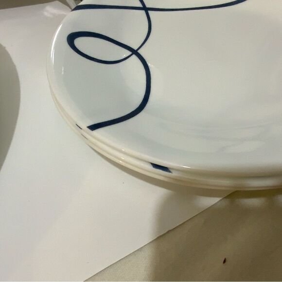 Corelle LIA Blue Swirl Set Of 4 Dinner Plates Vitrelle 10 1/4" & 3 small 7” - Picture 7 of 10
